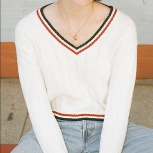 Brandy Melville cropped v-neck sweater